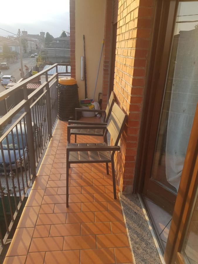 Iris Apartment Cislago Exterior photo